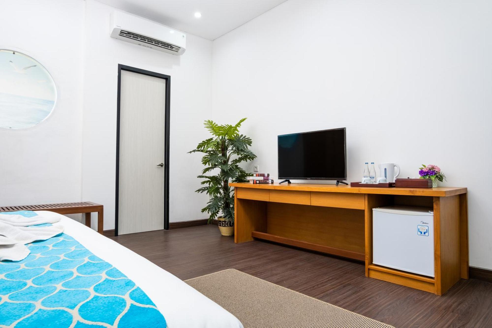 Graha Wiyata Hotel ทานาล็อต ภายนอก รูปภาพ