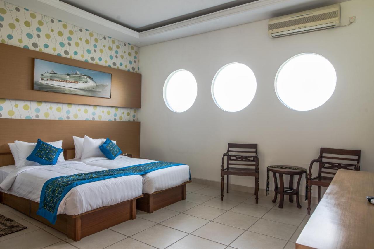 Graha Wiyata Hotel ทานาล็อต ภายนอก รูปภาพ